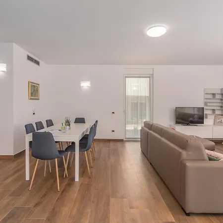 Paliska Villa *
