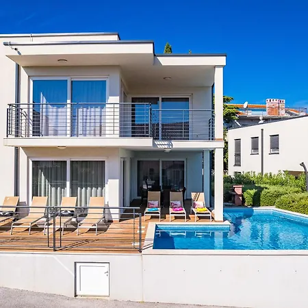 Villa Paliska *