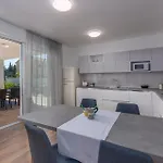 Paliska * Pula
