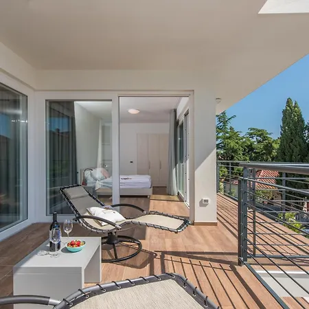 Paliska Villa *