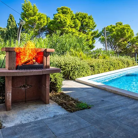 Paliska Villa