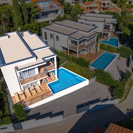 Paliska Villa *