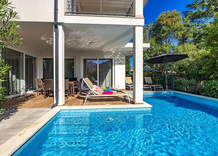 וילה Paliska פולה